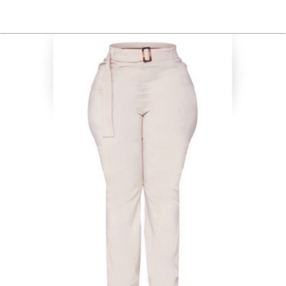 Pretty Little Thing Plus Belted Stretch Flare Leg Pants - Picture 5 of 7